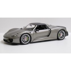 Porsche 918 spyder Weissach Package - hard-top - 2013 *1/18*