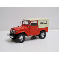 Toyota Landcruiser FJ40 -...