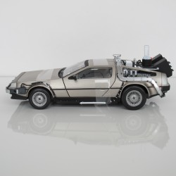 DeLorean DMC 12 Time Machine - Back To The Future part II