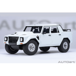 Lamborghini LM002 *1/18*
