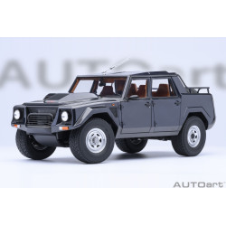 Lamborghini LM002 *1/18*