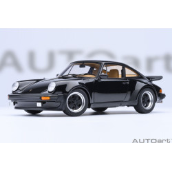 Porsche 911 Turbo 3.0 (930)...