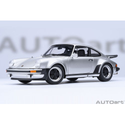 Porsche 911 Turbo 3.0 (930)...